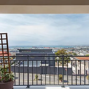 star-holiday-apartments.hotels-capetown.com/